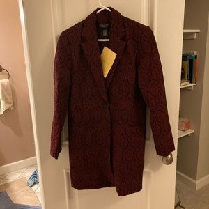Burgundy long one button blazer